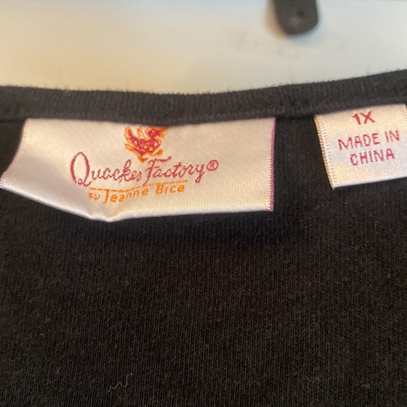 EUC Quaker Factory v neck shirt - Picture 3 of 3